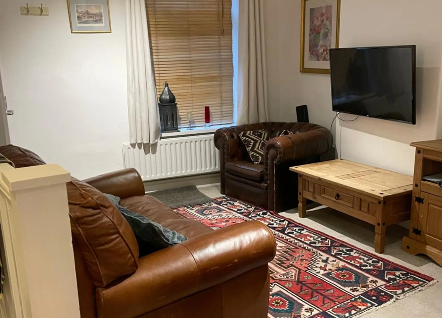 Central Harrogate Apartment With Parking Permit